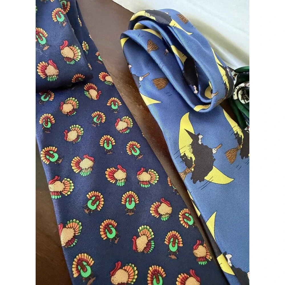 Holiday Silk Ties - Alynn Hallmark Ian Heath - Xmas V-day Thanksgiving Halloween